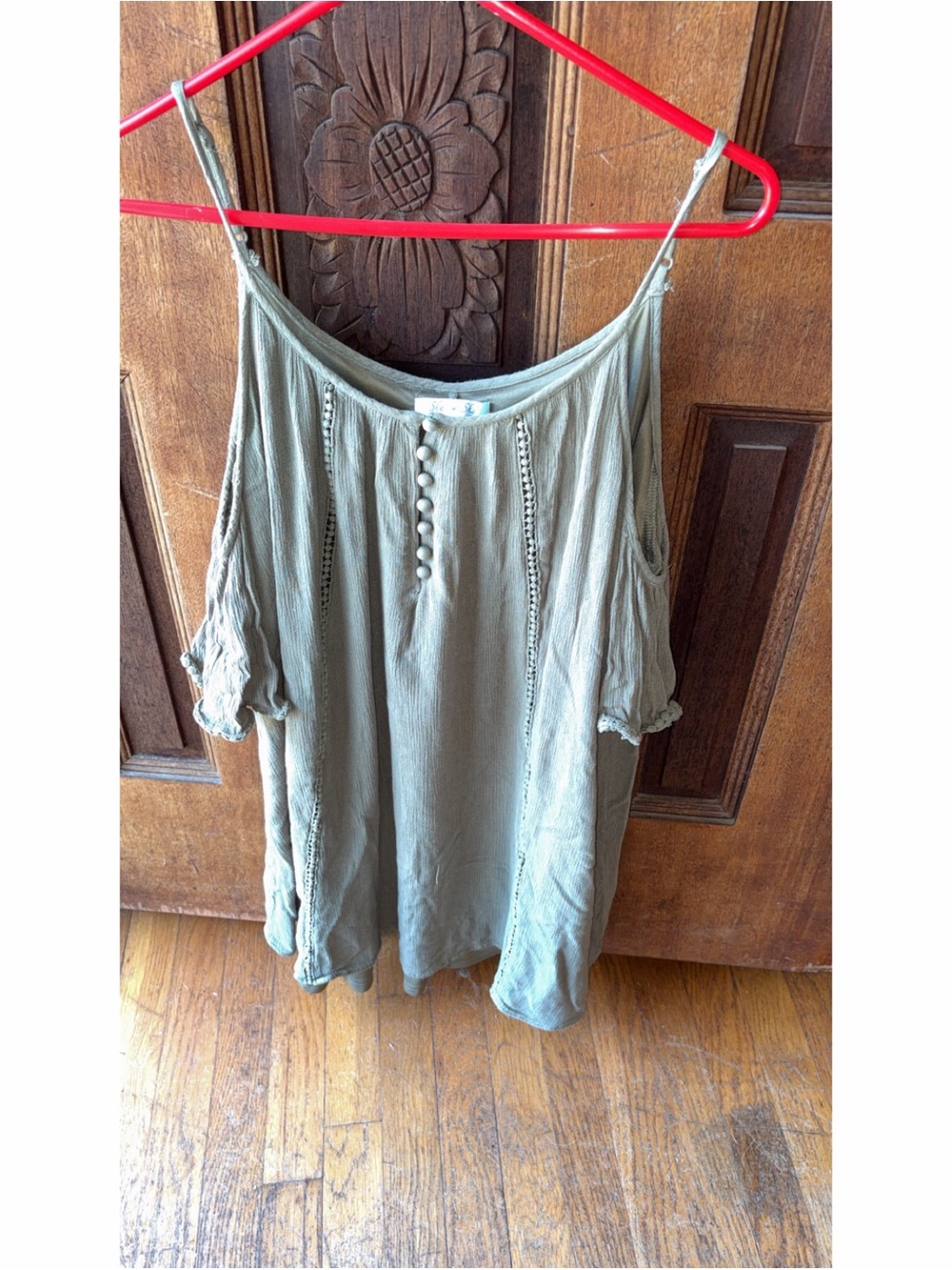 She + Sky Olive Green Cold-Shoulder Button-Front Camisole